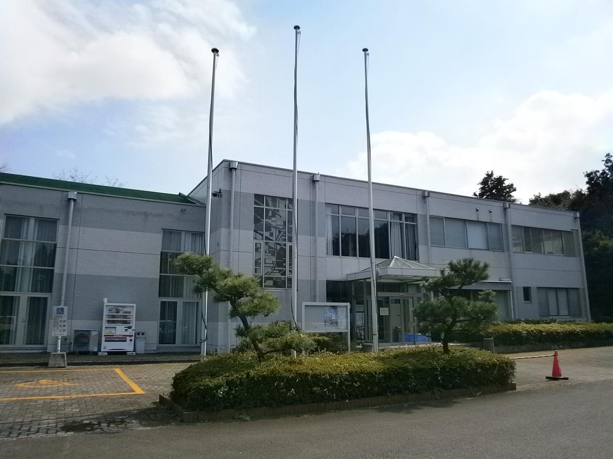 042_島名交流センター.JPG